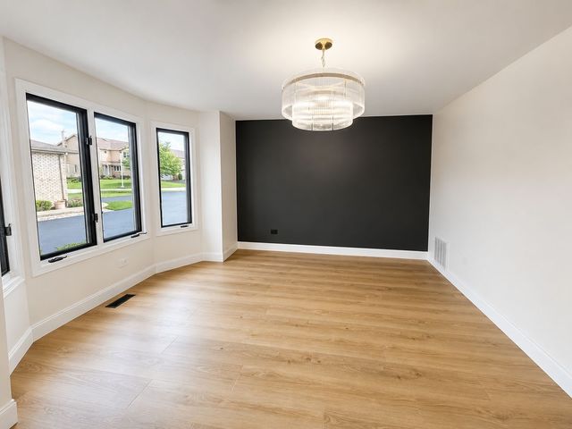 7746 Northfield Lane, Tinley Park, IL 60487