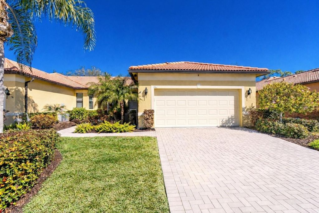 Image 1 of property listing at 11162 CAMPAZZO DRIVE, Venice, FL 34292