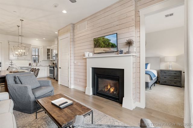 29 Water Street 7, Carlton Landing, OK 74432