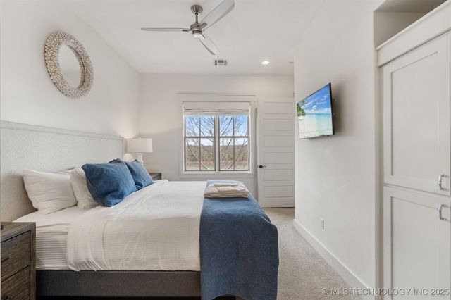 29 Water Street 7, Carlton Landing, OK 74432