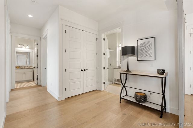 29 Water Street 7, Carlton Landing, OK 74432