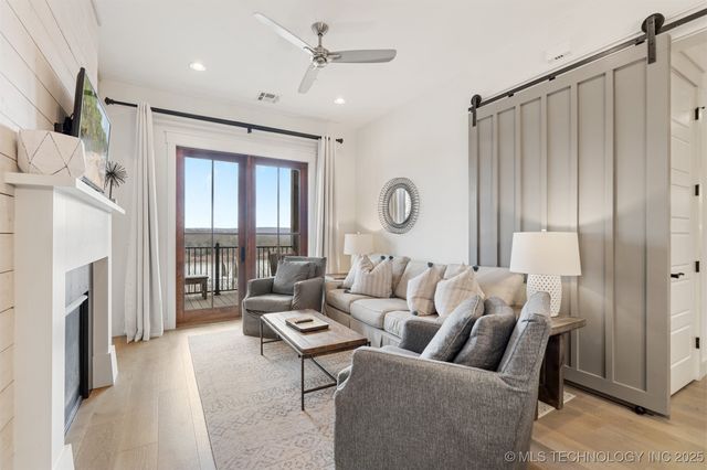 29 Water Street 7, Carlton Landing, OK 74432