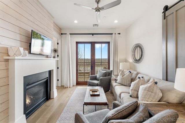 29 Water Street 7, Carlton Landing, OK 74432