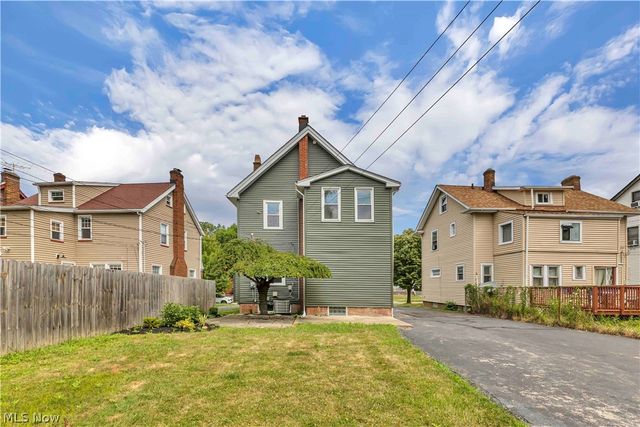 3498 Tullamore Road, University Heights, OH 44118