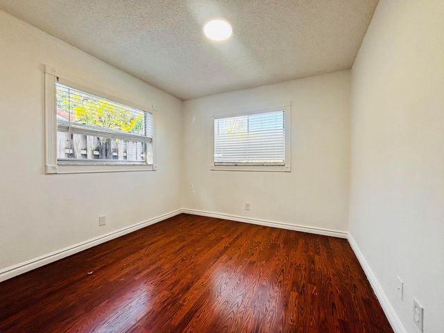 2324 NW 98th Terrace, Coral Springs, FL 33065