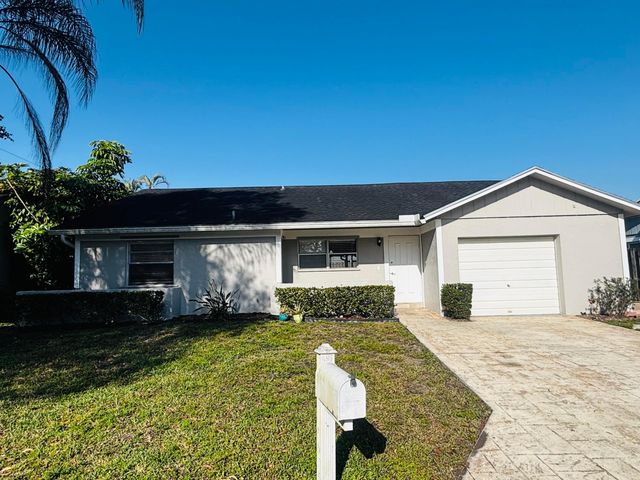 2324 NW 98th Terrace, Coral Springs, FL 33065