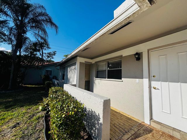 2324 NW 98th Terrace, Coral Springs, FL 33065