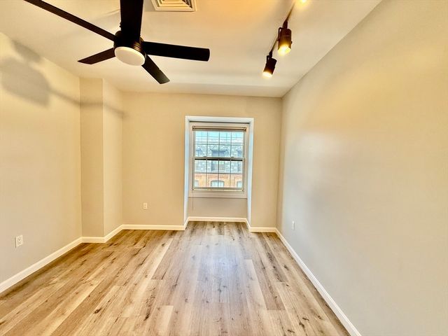 10 Weston Ave 41, Quincy, MA 02170