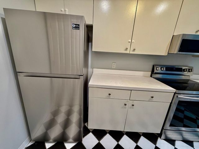 10 Weston Ave 41, Quincy, MA 02170