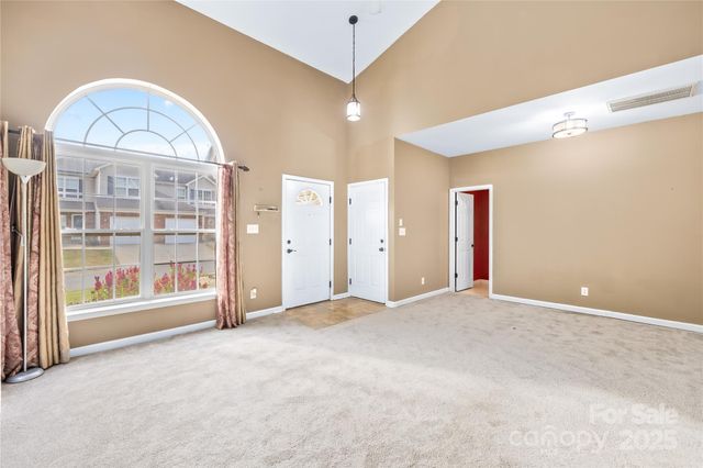 8440 Carolina Lily Lane, Charlotte, NC 28262