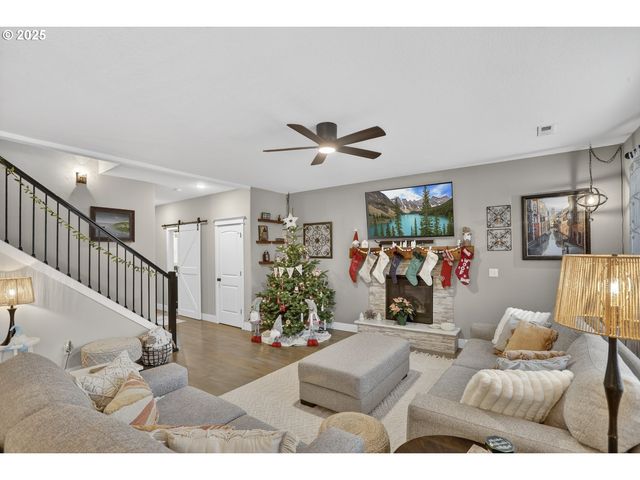 3934 N BOOMER Dr, Newberg, OR 97132