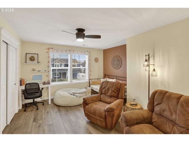 3934 N BOOMER Dr, Newberg, OR 97132