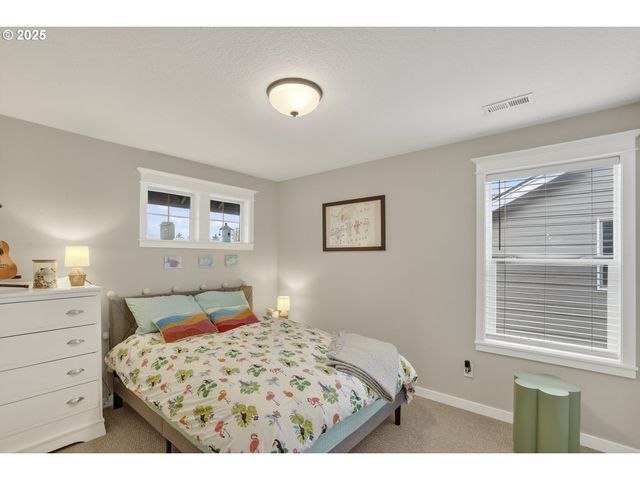 3934 N BOOMER Dr, Newberg, OR 97132