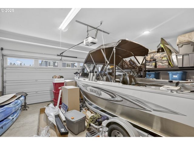 3934 N BOOMER Dr, Newberg, OR 97132