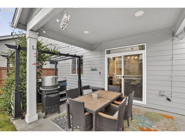 3934 N BOOMER Dr, Newberg, OR 97132