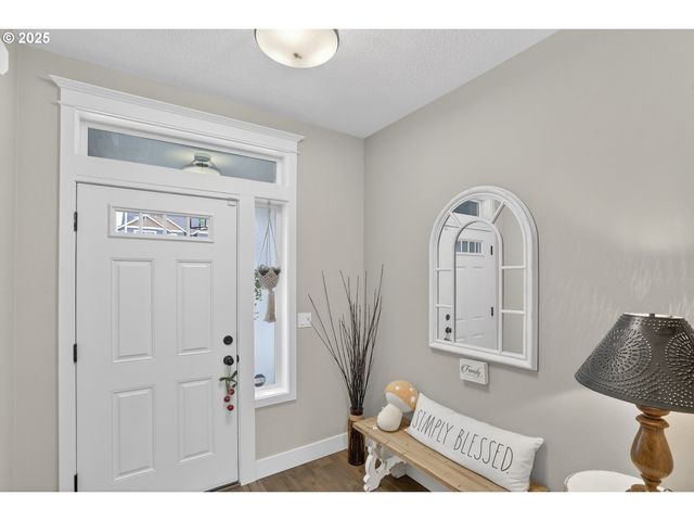 3934 N BOOMER Dr, Newberg, OR 97132