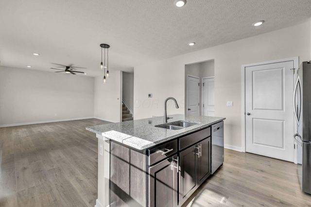 730 Leslie Drive, Plain City, OH 43064