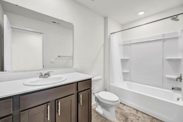 730 Leslie Drive, Plain City, OH 43064