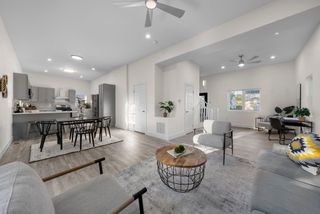 887 Harbinger Circle W, Columbus, OH 43213