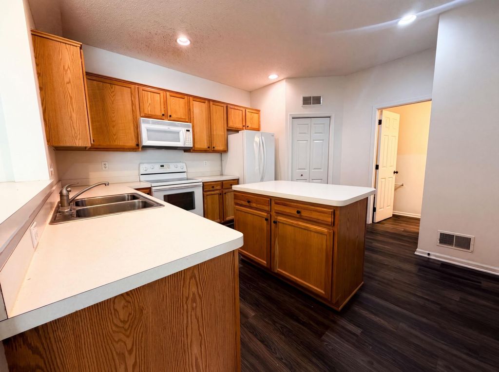 5221 Robin Lane 179, Farmington, MN 55024 — photo 2