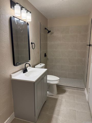 86 MCLENNAN OAK, San Antonio, TX 78240