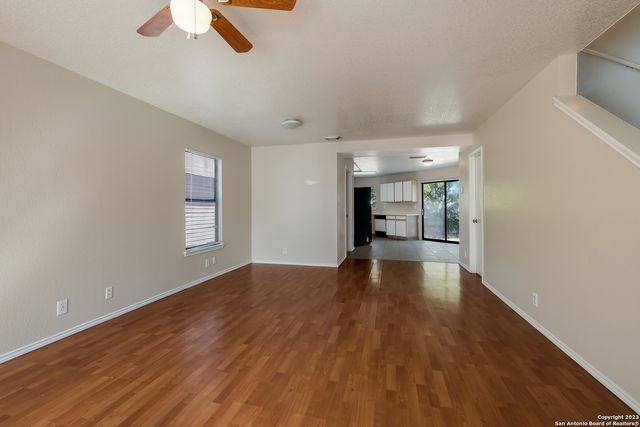 86 MCLENNAN OAK, San Antonio, TX 78240