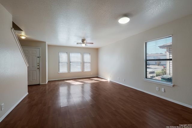 86 MCLENNAN OAK, San Antonio, TX 78240