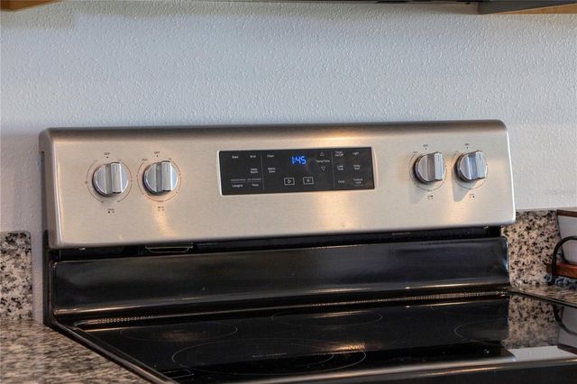 5460 FLINT HILLS DRIVE, Wimauma, FL 33598