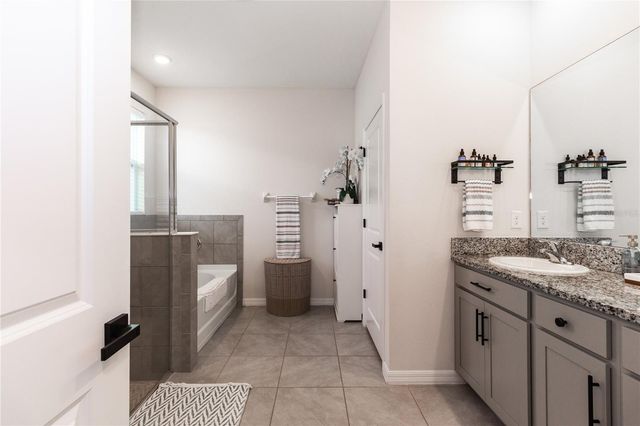 5460 FLINT HILLS DRIVE, Wimauma, FL 33598