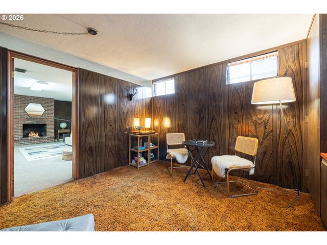 901 Ne 153RD Ave, Portland, OR 97230