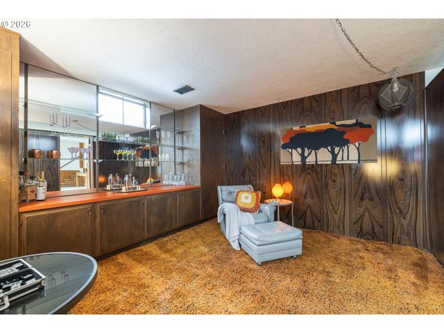 901 Ne 153RD Ave, Portland, OR 97230