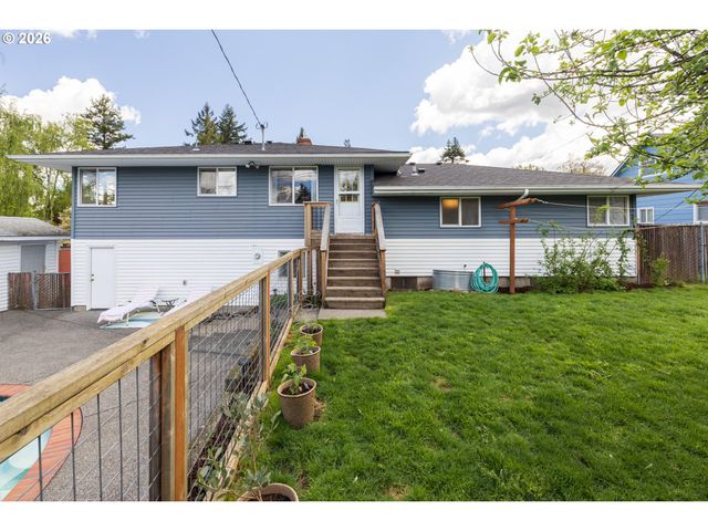 901 Ne 153RD Ave, Portland, OR 97230