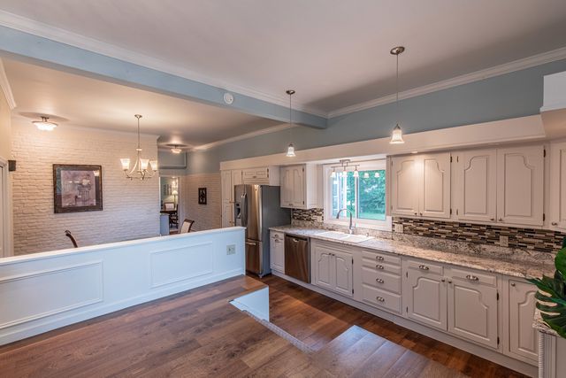 612 E Peru Street, Princeton, IL 61356