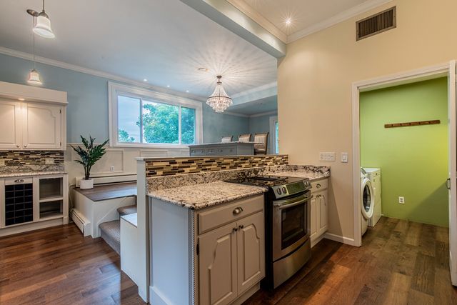 612 E Peru Street, Princeton, IL 61356