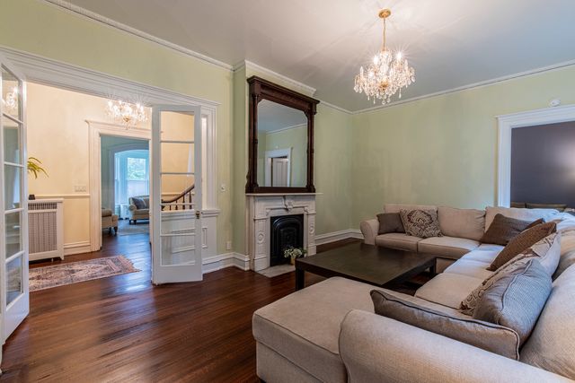 612 E Peru Street, Princeton, IL 61356