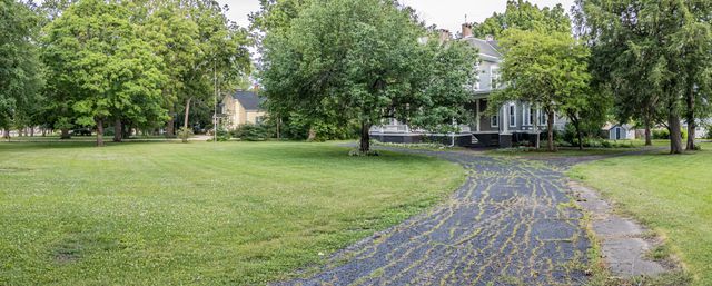 612 E Peru Street, Princeton, IL 61356