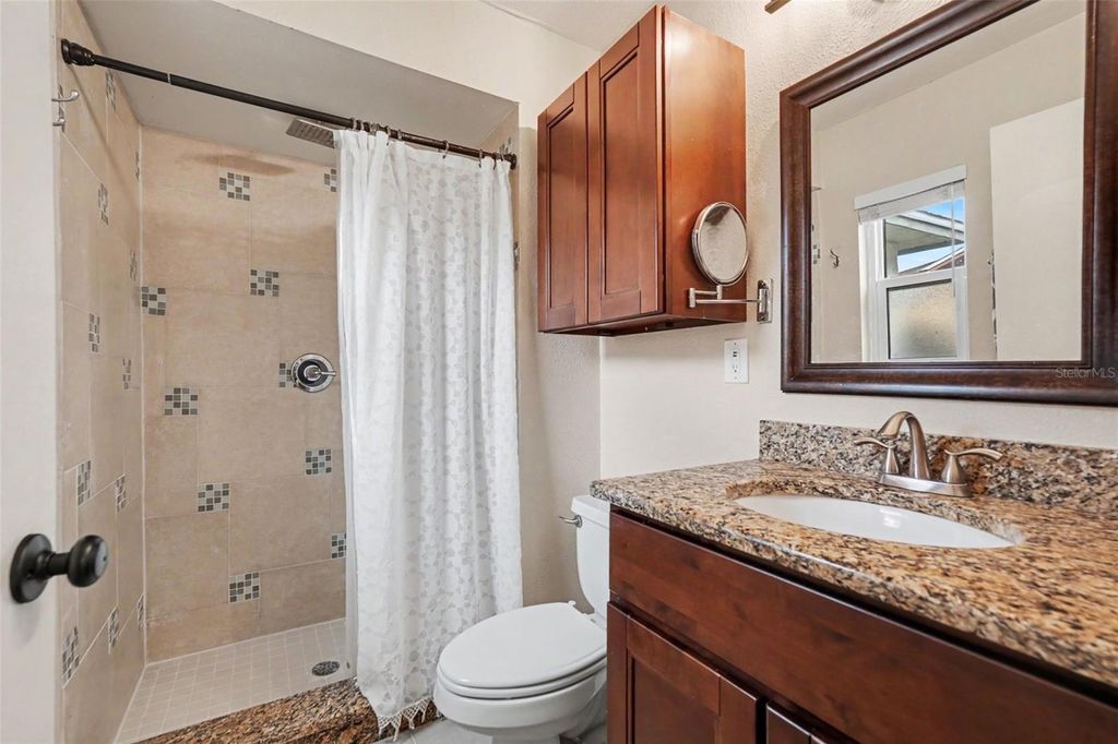 Image 17 of property listing at 8064 FAWNRIDGE CIRCLE, Tampa, FL 33610