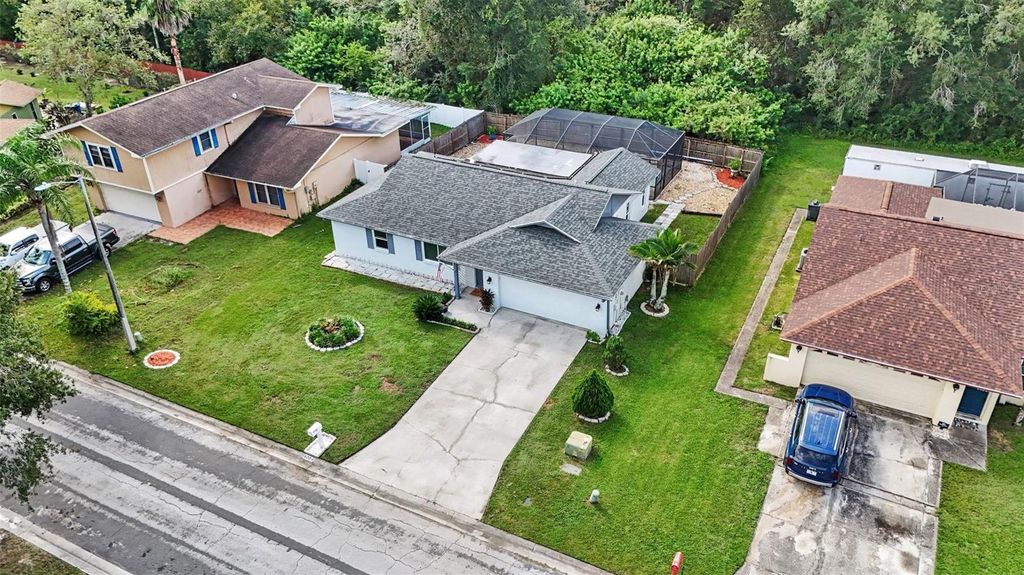 Image 28 of property listing at 8064 FAWNRIDGE CIRCLE, Tampa, FL 33610