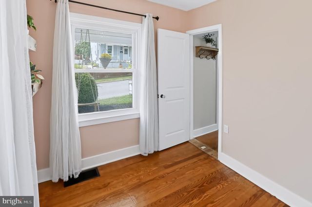 19 MAPLE, Mohnton, PA 19540