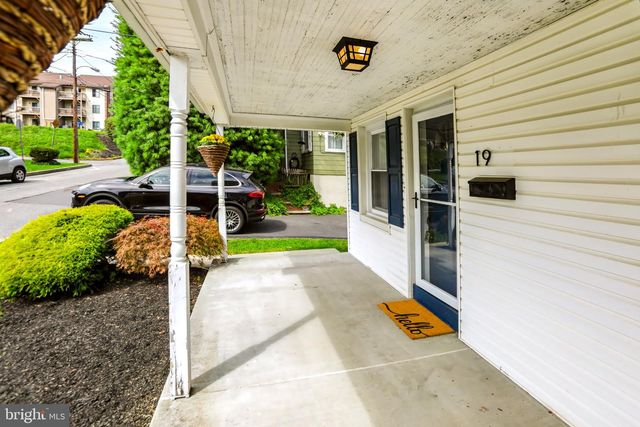19 MAPLE, Mohnton, PA 19540
