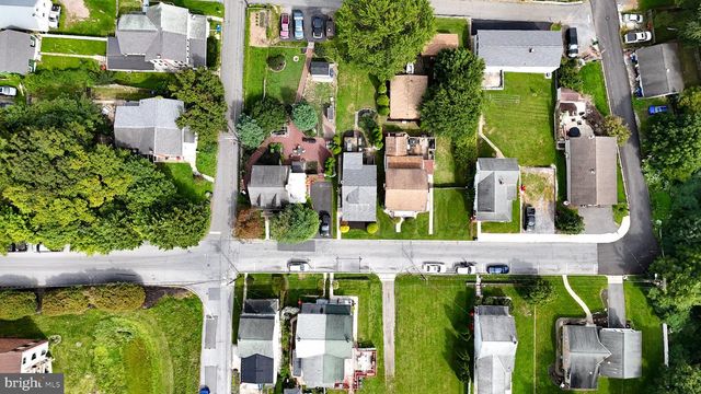 19 MAPLE, Mohnton, PA 19540