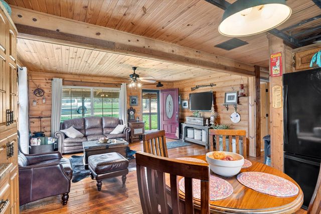 736 Logger Road, Marshfield, MO 65706