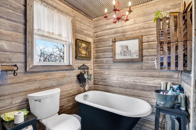 736 Logger Road, Marshfield, MO 65706