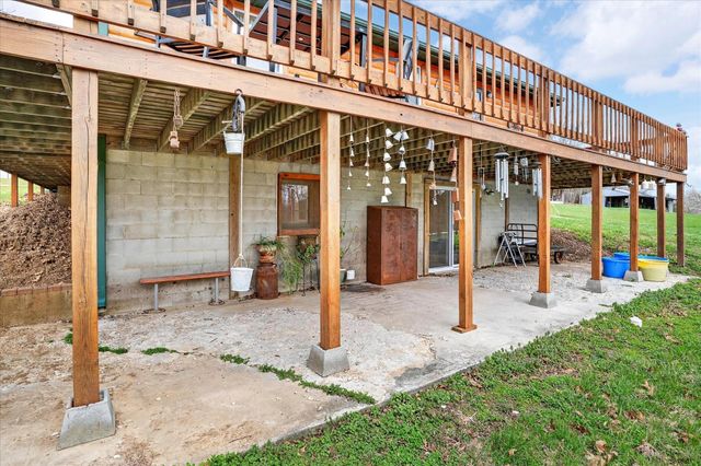 736 Logger Road, Marshfield, MO 65706