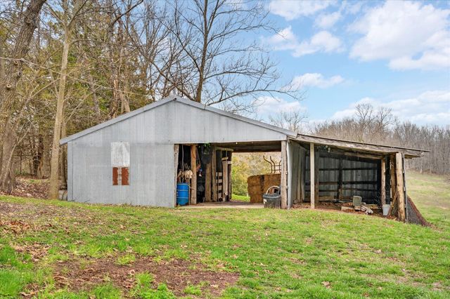 736 Logger Road, Marshfield, MO 65706