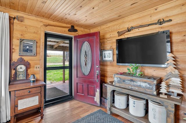 736 Logger Road, Marshfield, MO 65706