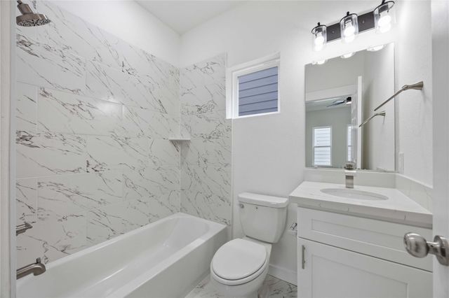 7502 Laura Koppe Road C-D, Houston, TX 77028