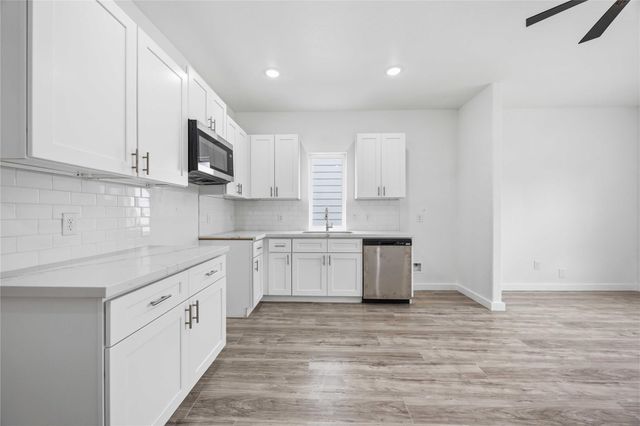 7502 Laura Koppe Road C-D, Houston, TX 77028