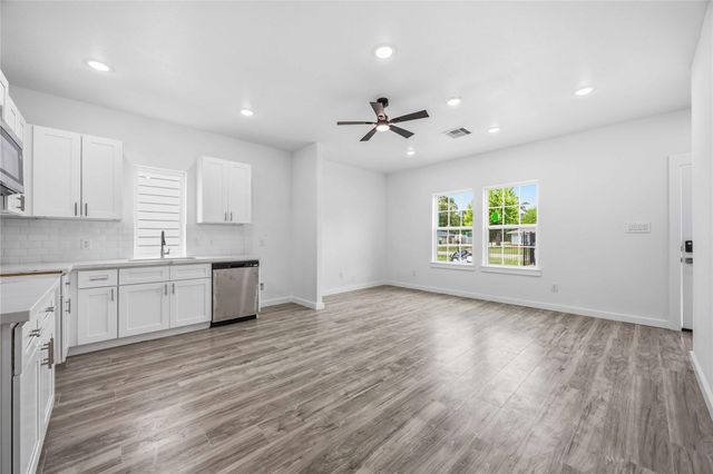 7502 Laura Koppe Road C-D, Houston, TX 77028