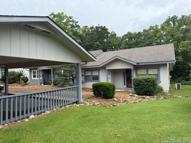 8 Spring River Lane, Cherokee Village, AR 72529